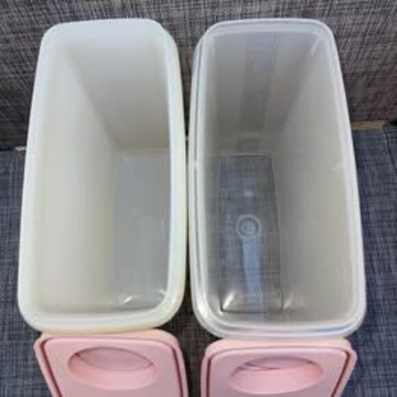 2 VINTAGE Tupperware Cereal Keeper Pourer 2 Qt Pink Cover 469-2 & 469-9 - Picture 5 of 10